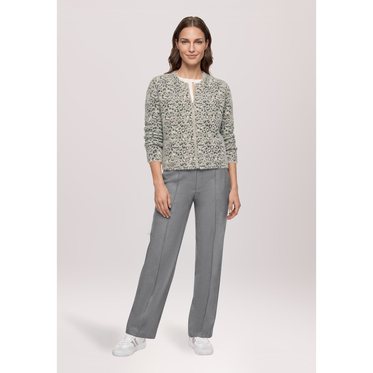 Cardigan en maille casual à poches plaquées patch grey/beige, BETTY BARCLAY