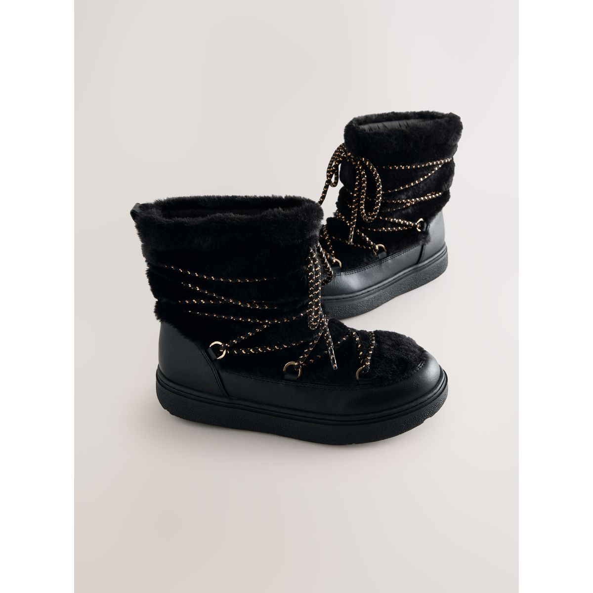 Bottines imperméables en peau lainée noir, NEXT