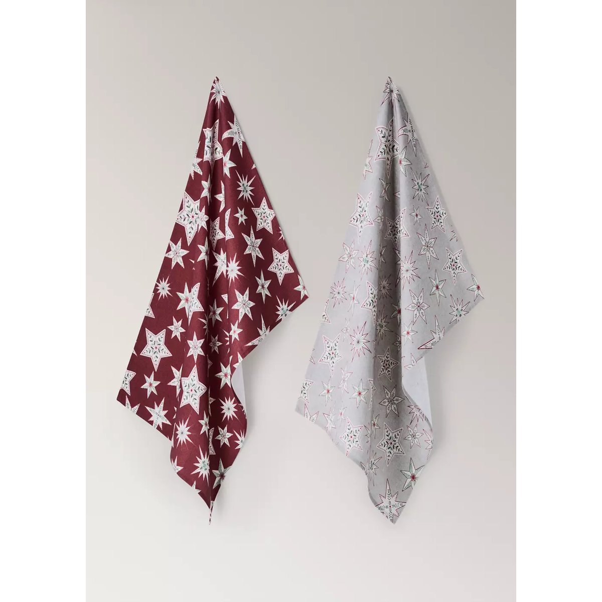 Lot de 2 torchons de cuisine à étoiles de Noël rouge, MANGO HOME