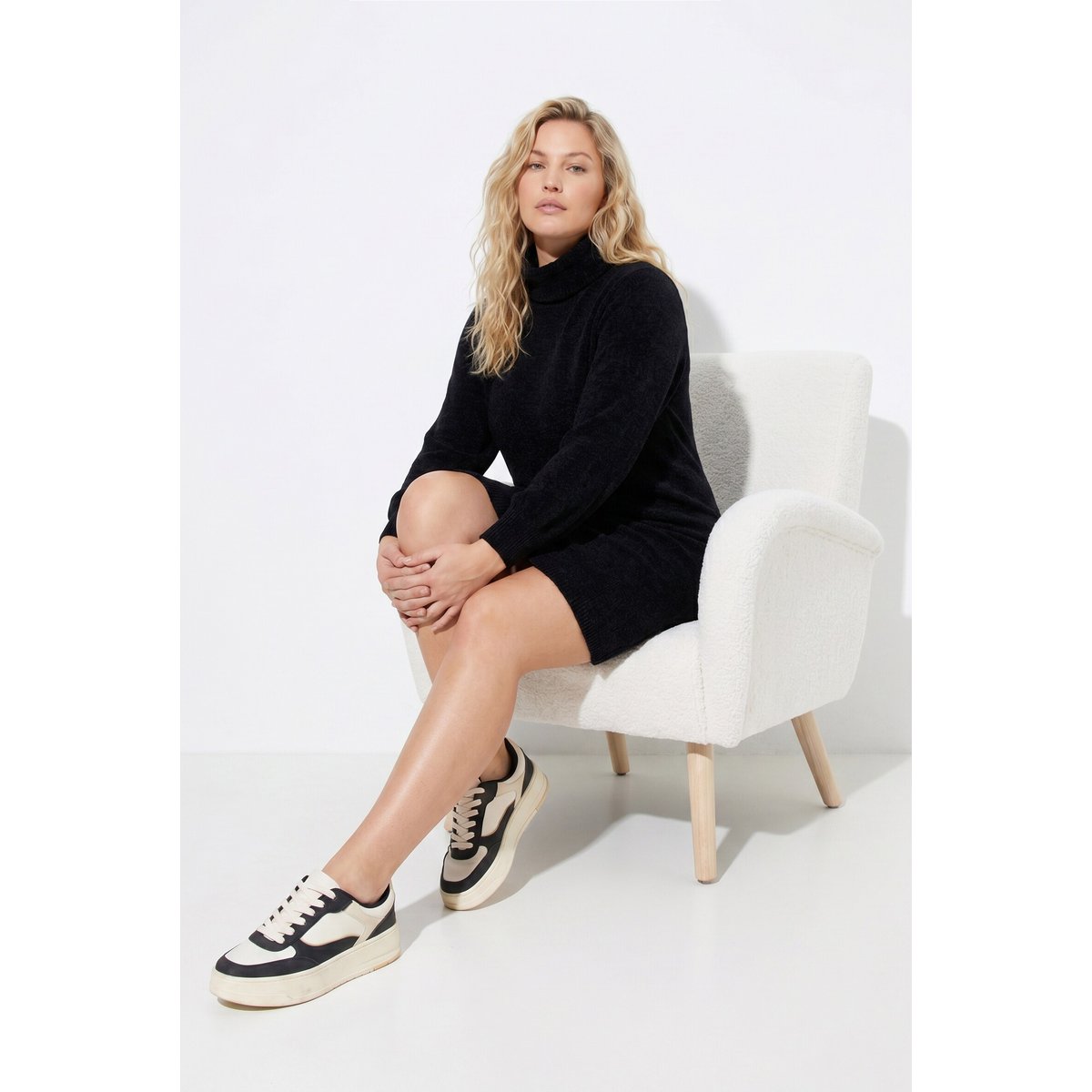Robe en maille chenille, coupe évasée noir, ULLA POPKEN