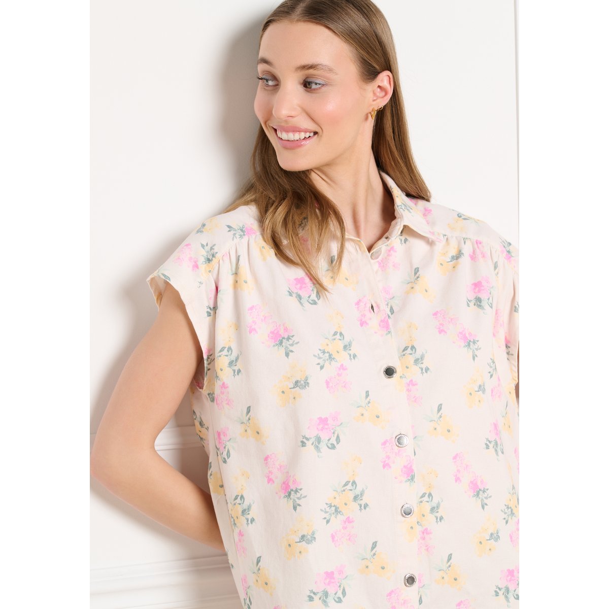 Robe chemise courte fleurie blanc casse, LOLALIZA