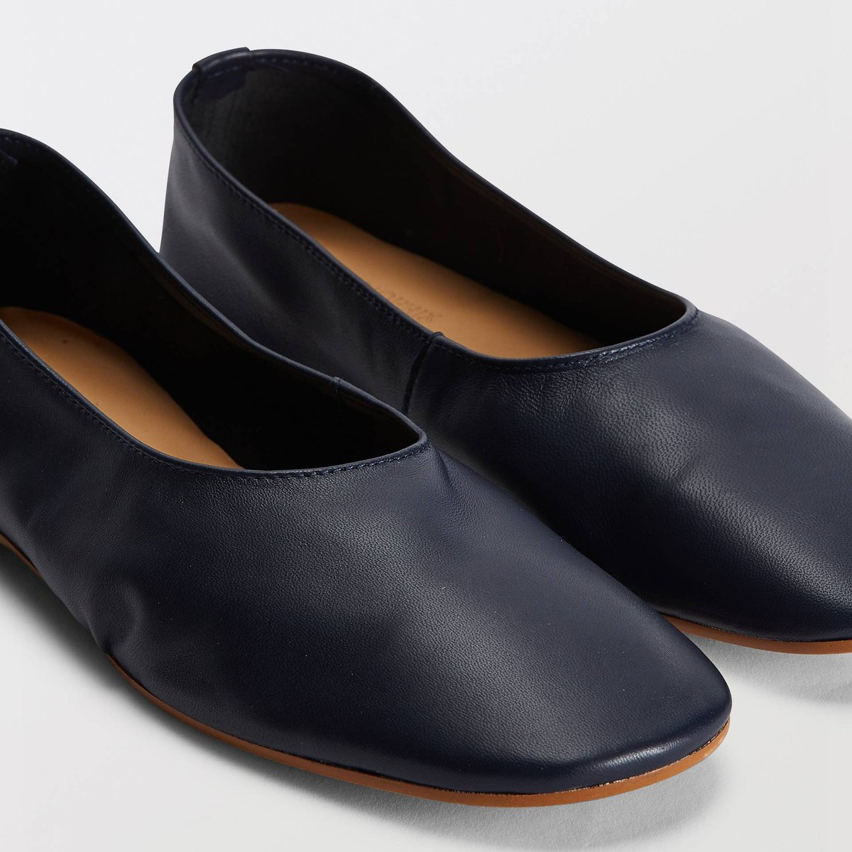 Ballerines en cuir marine, MONOPRIX