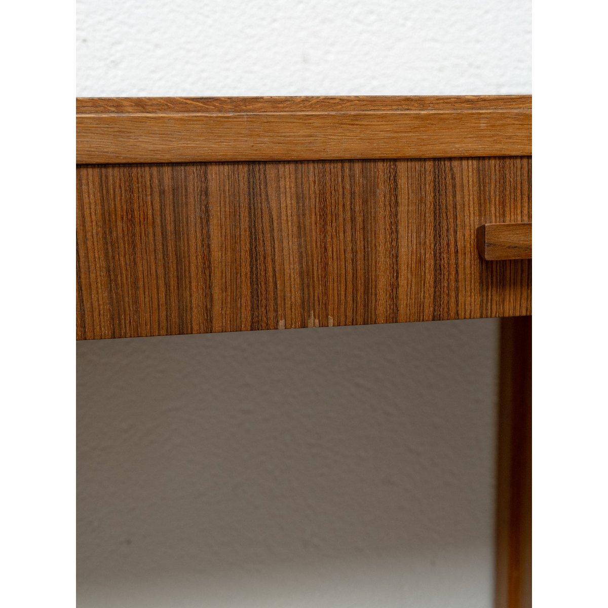 Coiffeuse en bois Louise N°319 - Bon état bois clair, DEBONGOUT