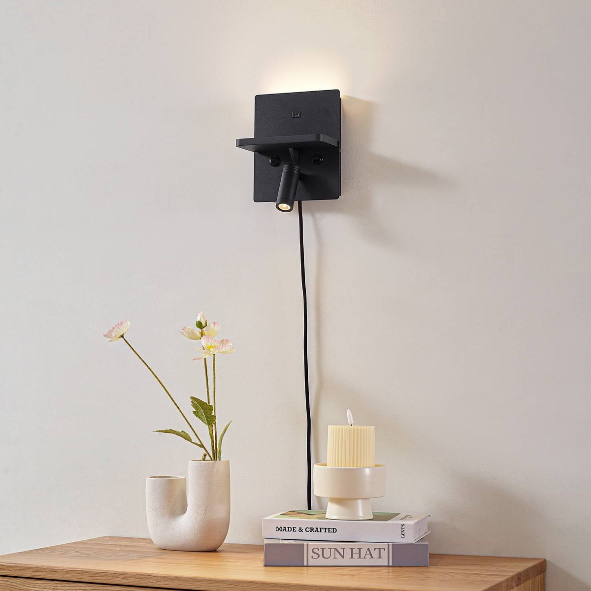 Applique en métal moderneLED, Auden noir, LINDBY
