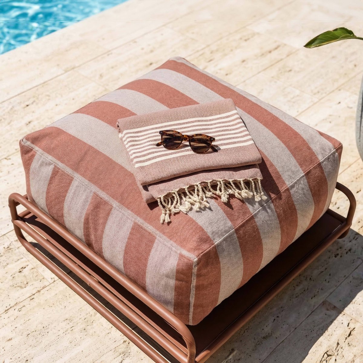Pouf rayé pour salon de jardin modulable avec structure, MIXI terracotta, OVIALA