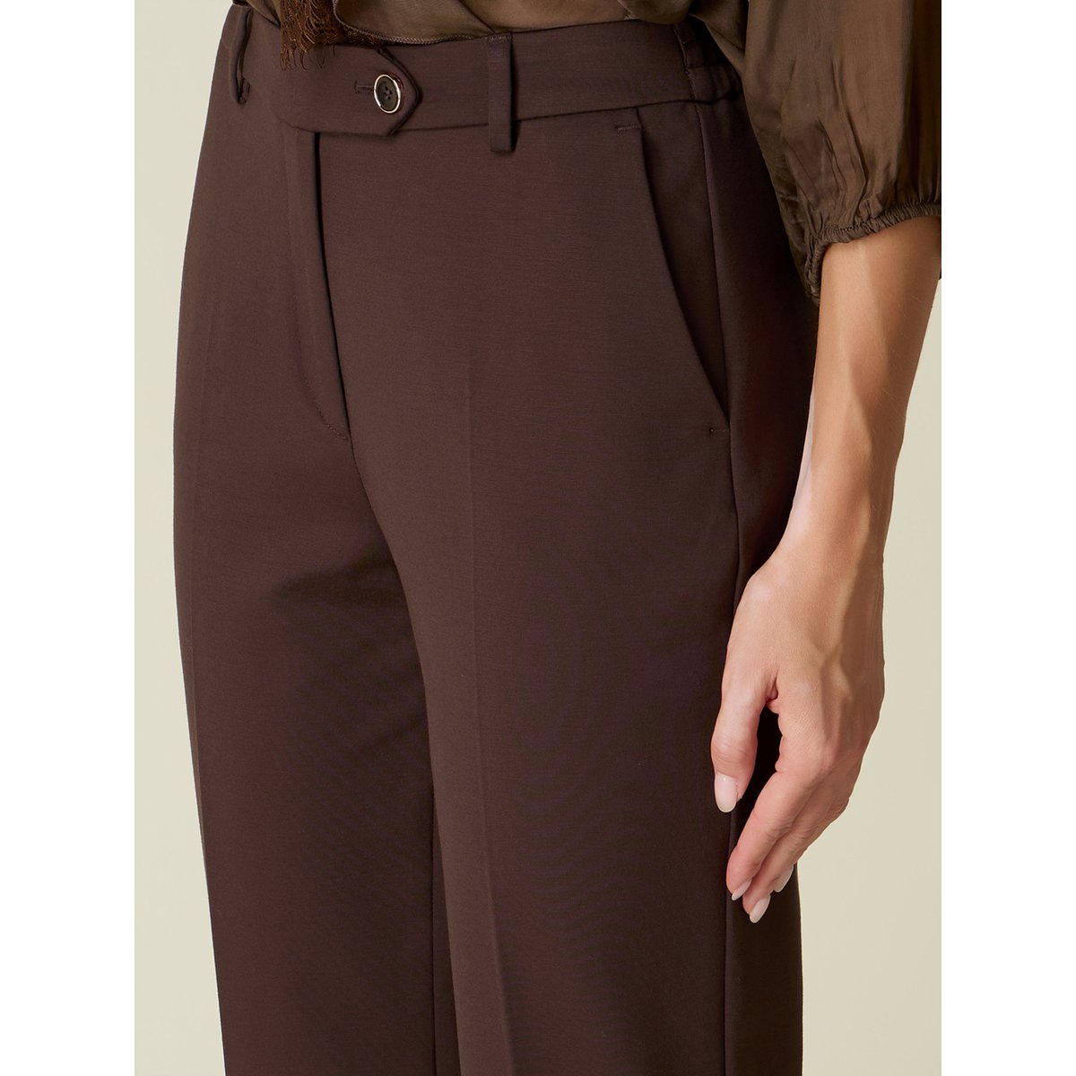 Pantalon cigarette marron, OLTRE