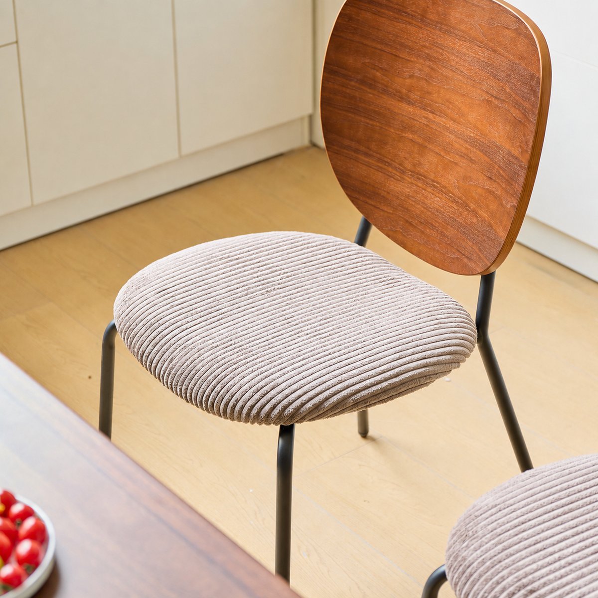 Lot de 2 chaises de salle à manger en bois, métal et velours côtelé, ORUM gris, NORDLYS