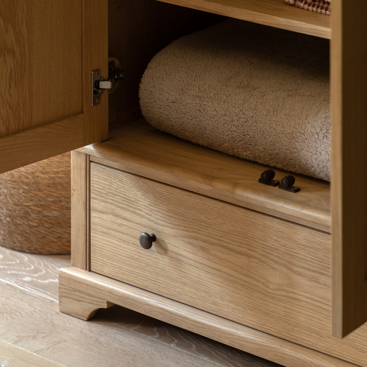 Harriet Oak Double Wardrobe light oak wood, SO'HOME