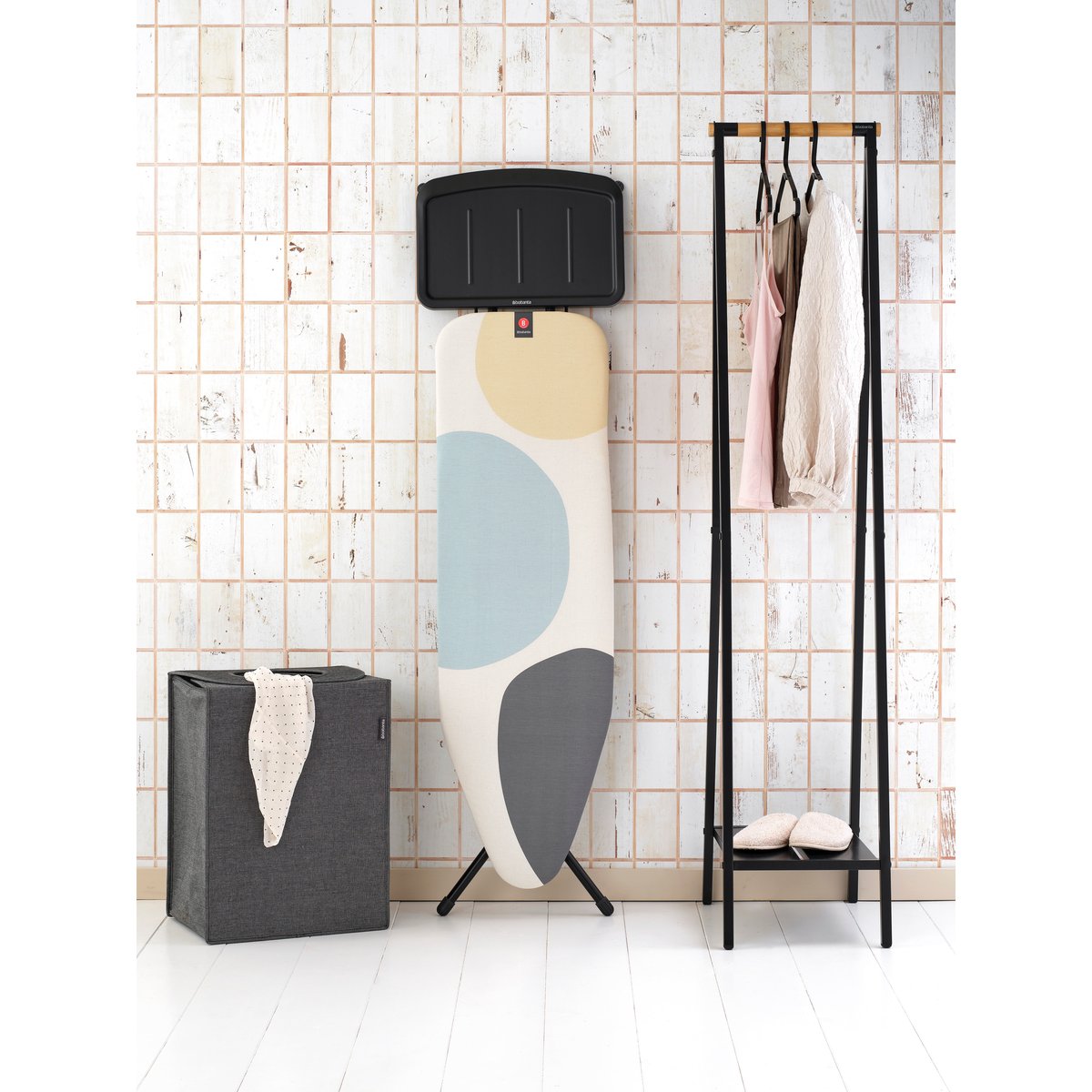 Table à repasser IRONING BOARD SOLID STEAM UNIT HOLDER spring bubbles, BRABANTIA