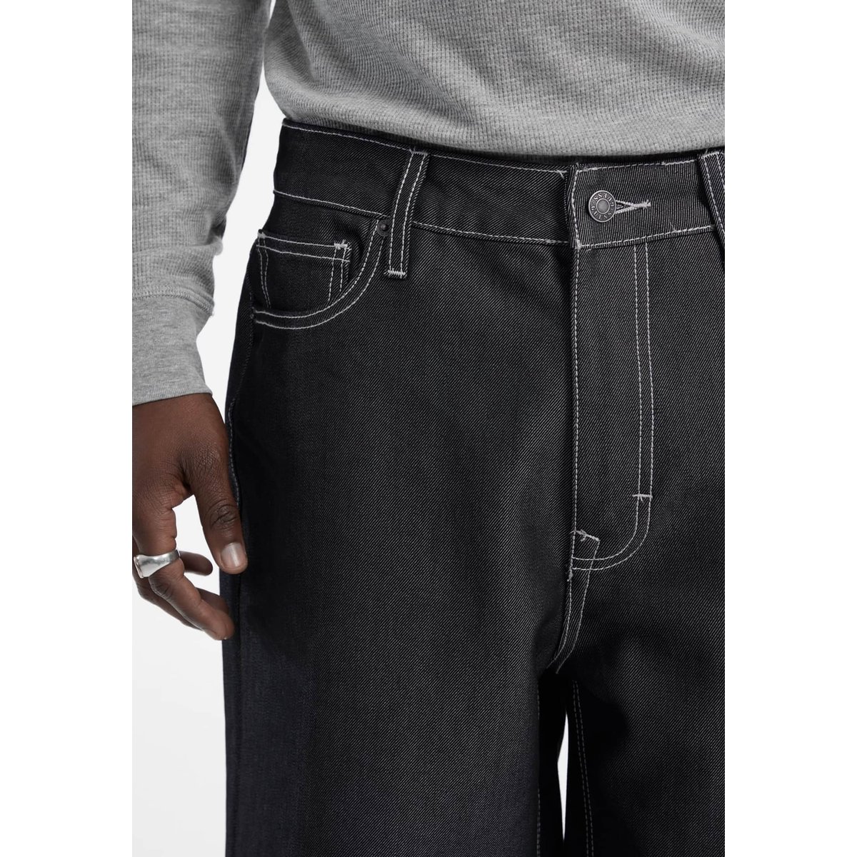 Short En Jean Baggy Métallisé gris, GUESS