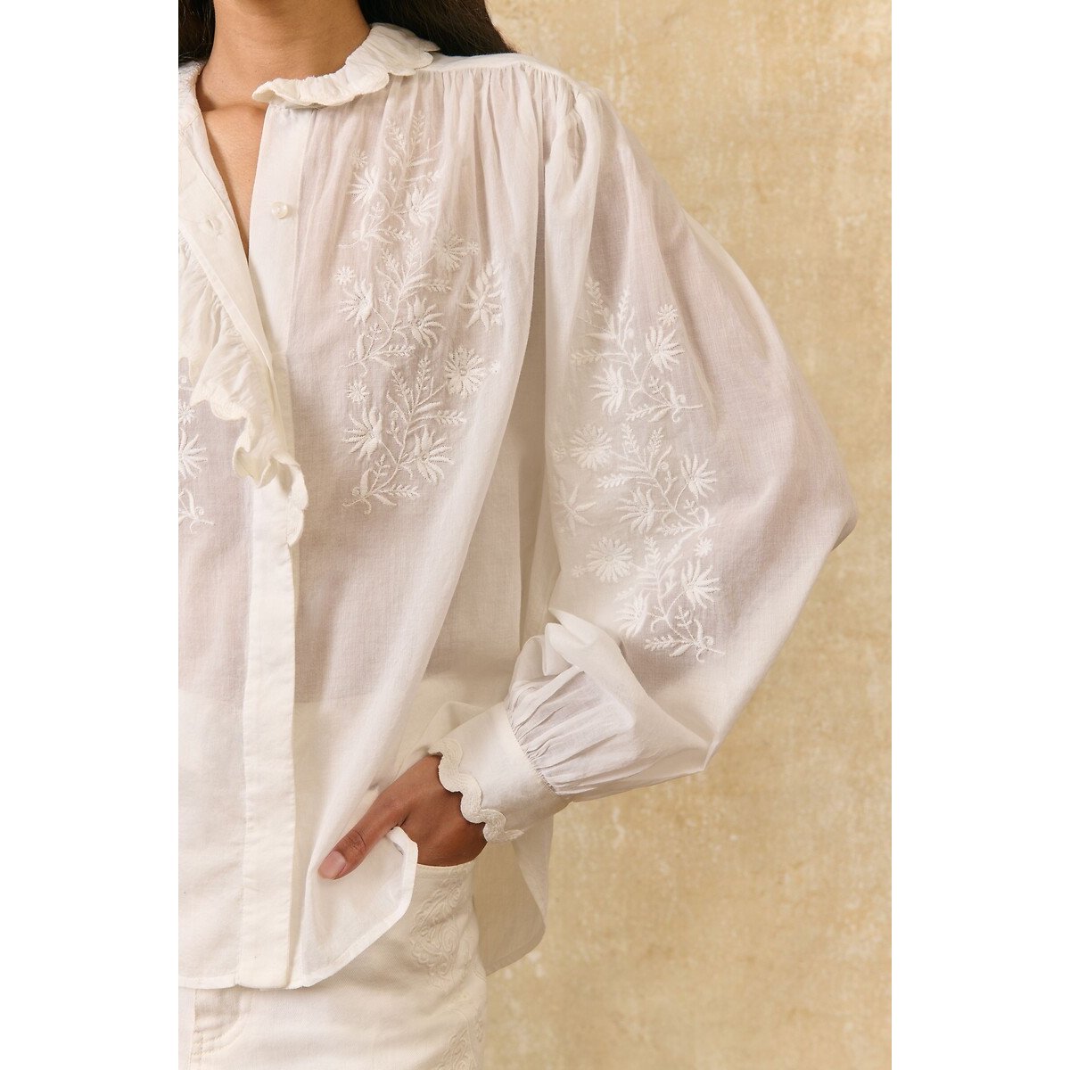 Blouse à manches longues brodée col Claudine volanté, CORA ecru, LOUISE MISHA