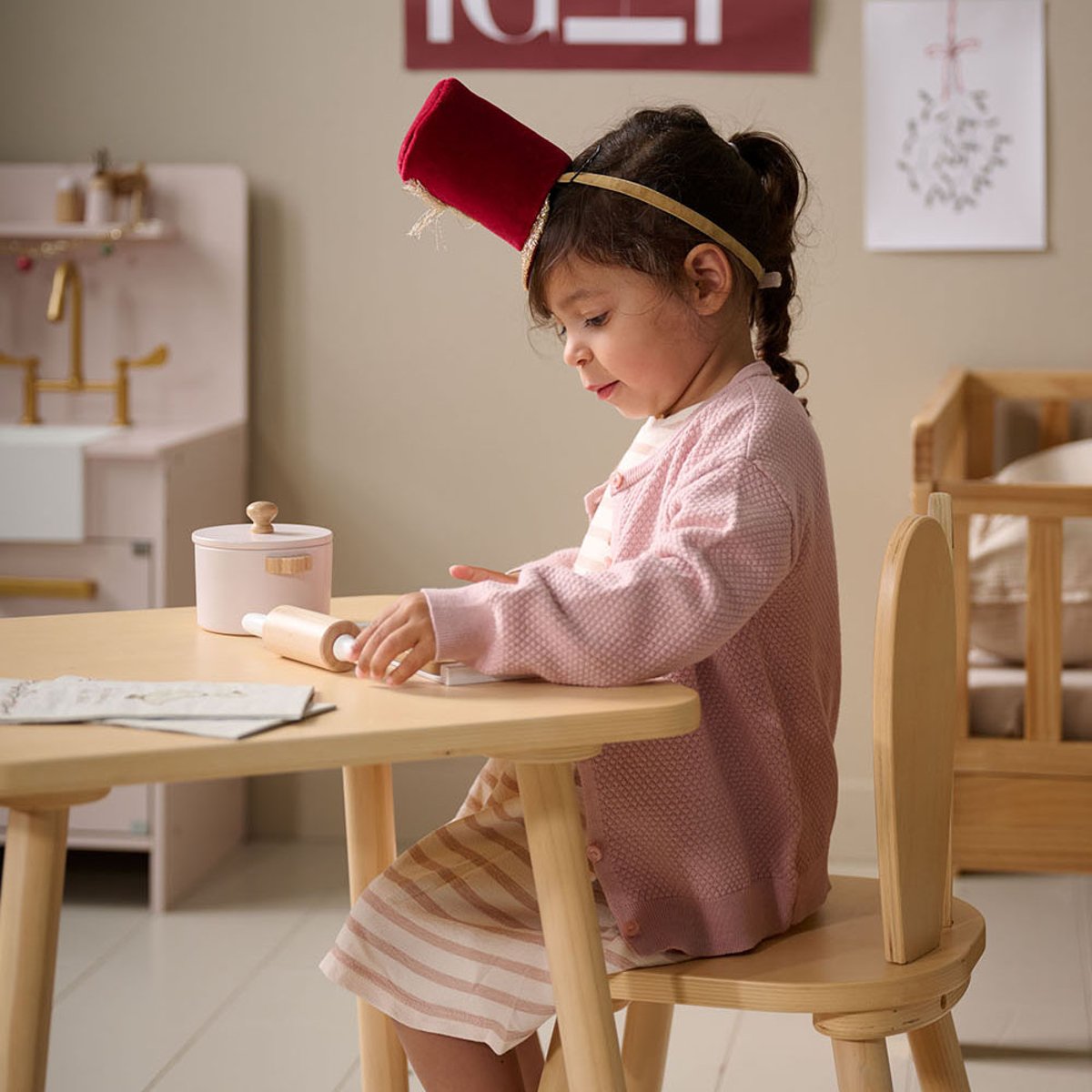 Chaise enfant en bois oreilles de lapin naturel, PETITE AMELIE