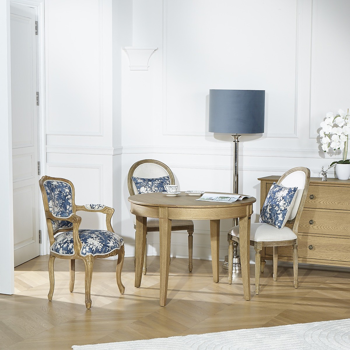 Table ronde en chêne 4 couverts HAUSSMANN beige, ROBIN DES BOIS