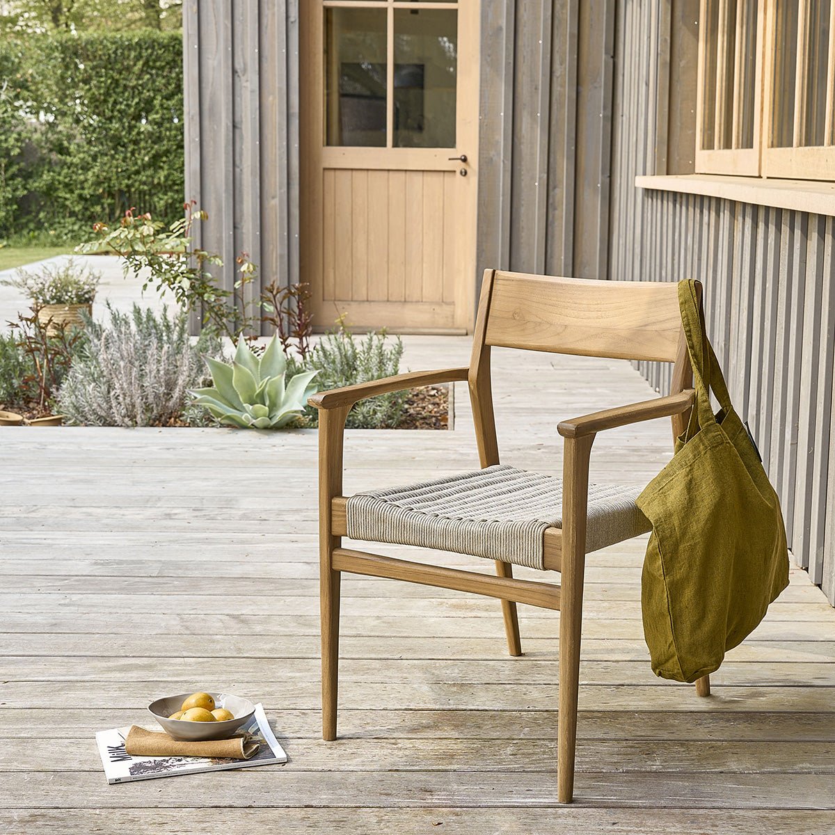 Fauteuil de jardin en teck massif et cordage LIVIE beige, BERAH GETAH