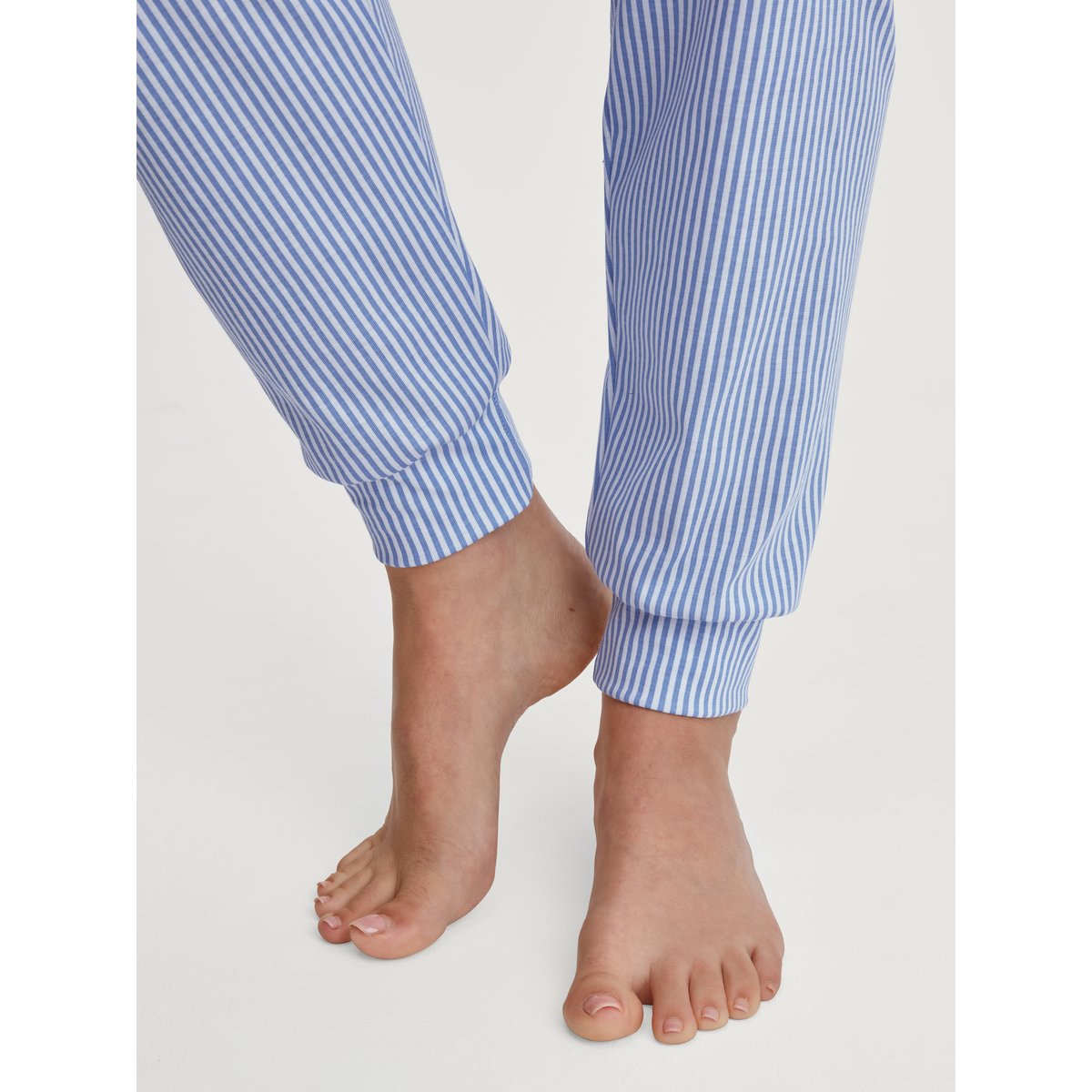 Pyjama avec bords-côtes manches longues Coton LOVELY NIGHTS bleu hortensia, CALIDA