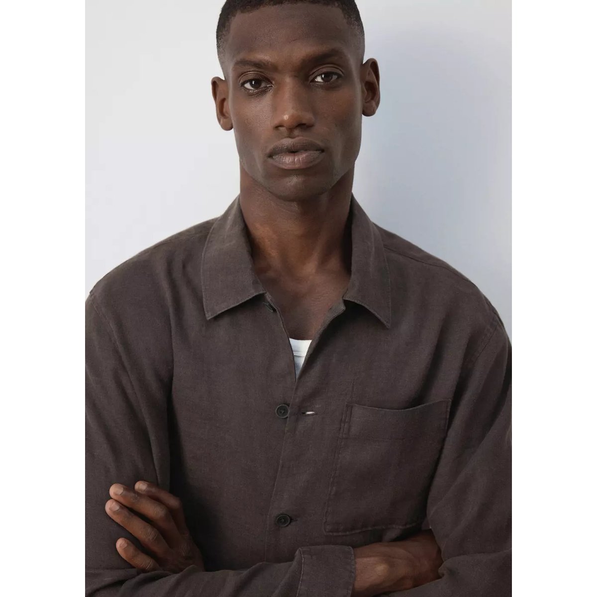 Chemise regular fit 100 % lin avec poches marron, MANGO MAN