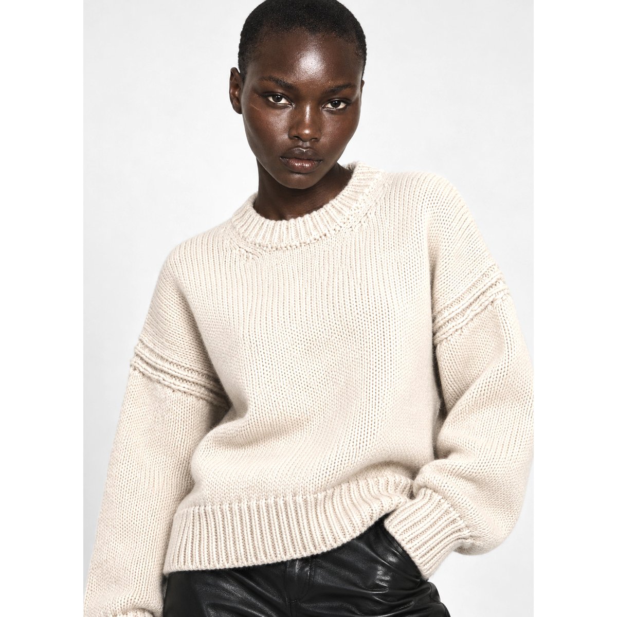 Pull LEVITORIO sable, AN'GE