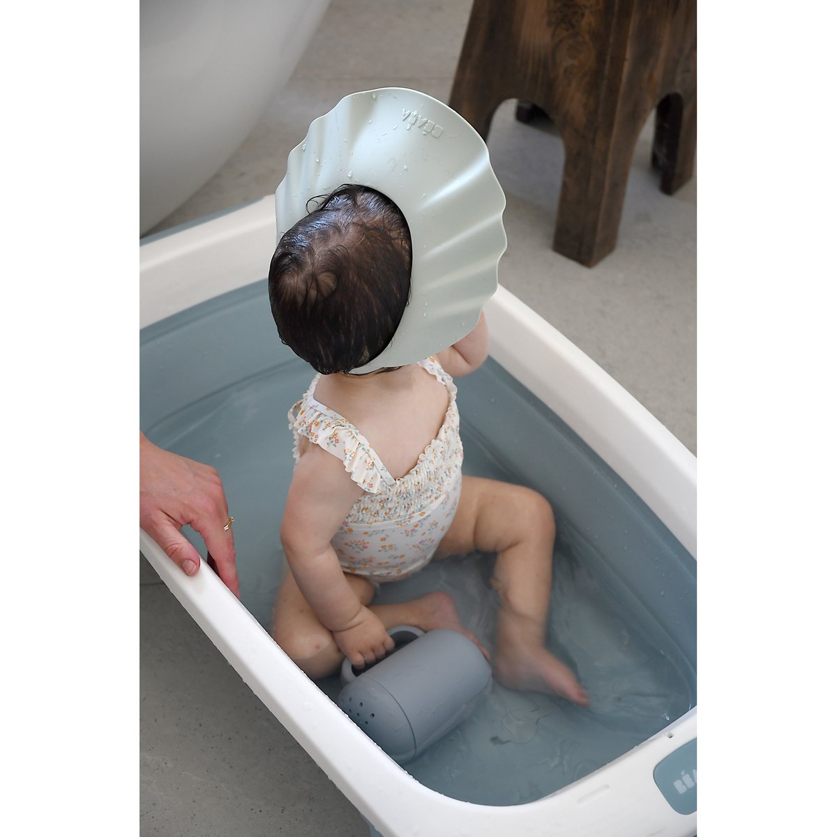 Visière de bain bébé en silicone vert brumeux, BEABA