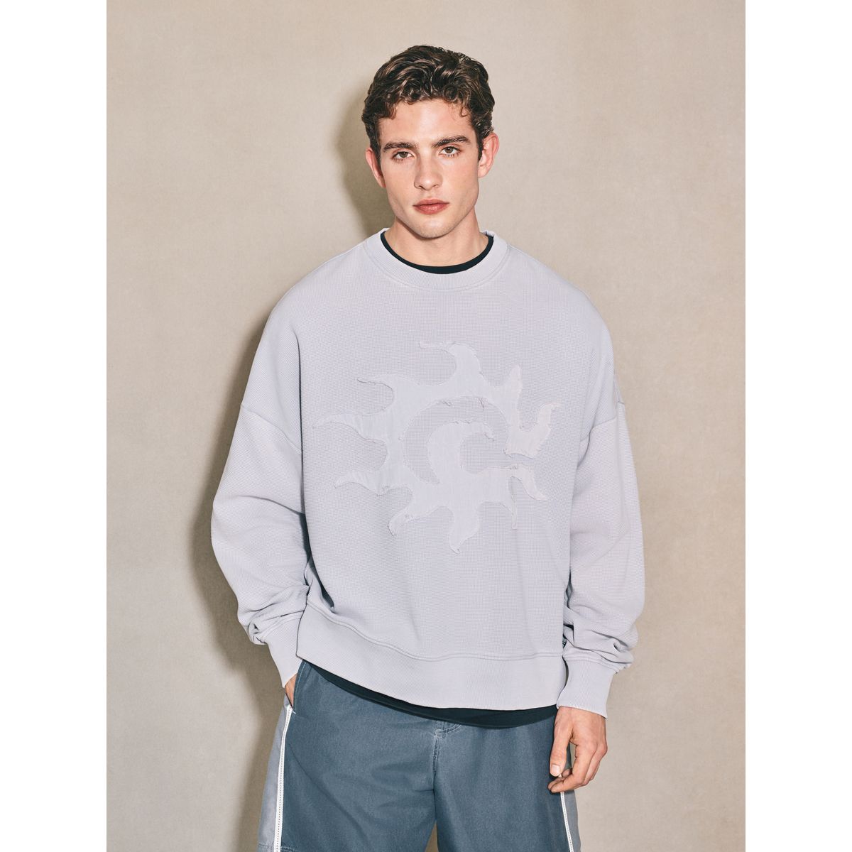 Sweat à capuche zippé en maille gaufrée edit gris glacé, NEXT