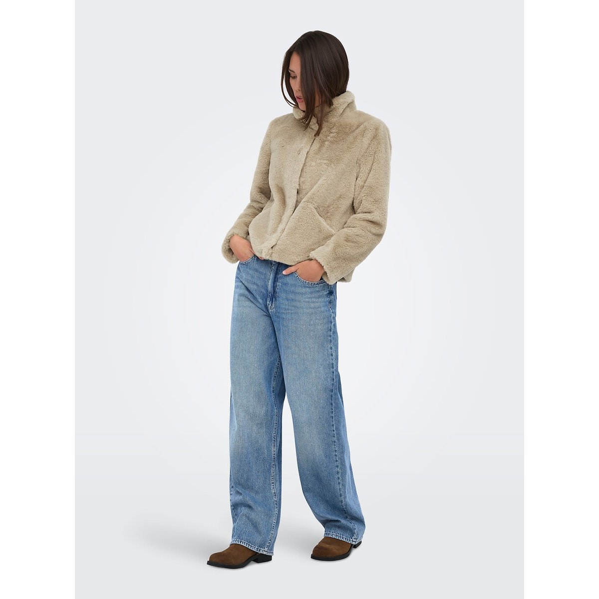 Manteau court en tissu duveteux beige, ONLY