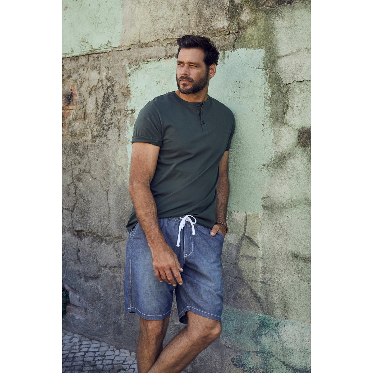 T-shirt Henley olive foncé, JP1880