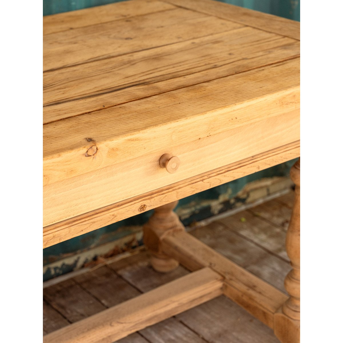 Grande table à manger en bois Romy N°1462 - Bon état bois clair, DEBONGOUT