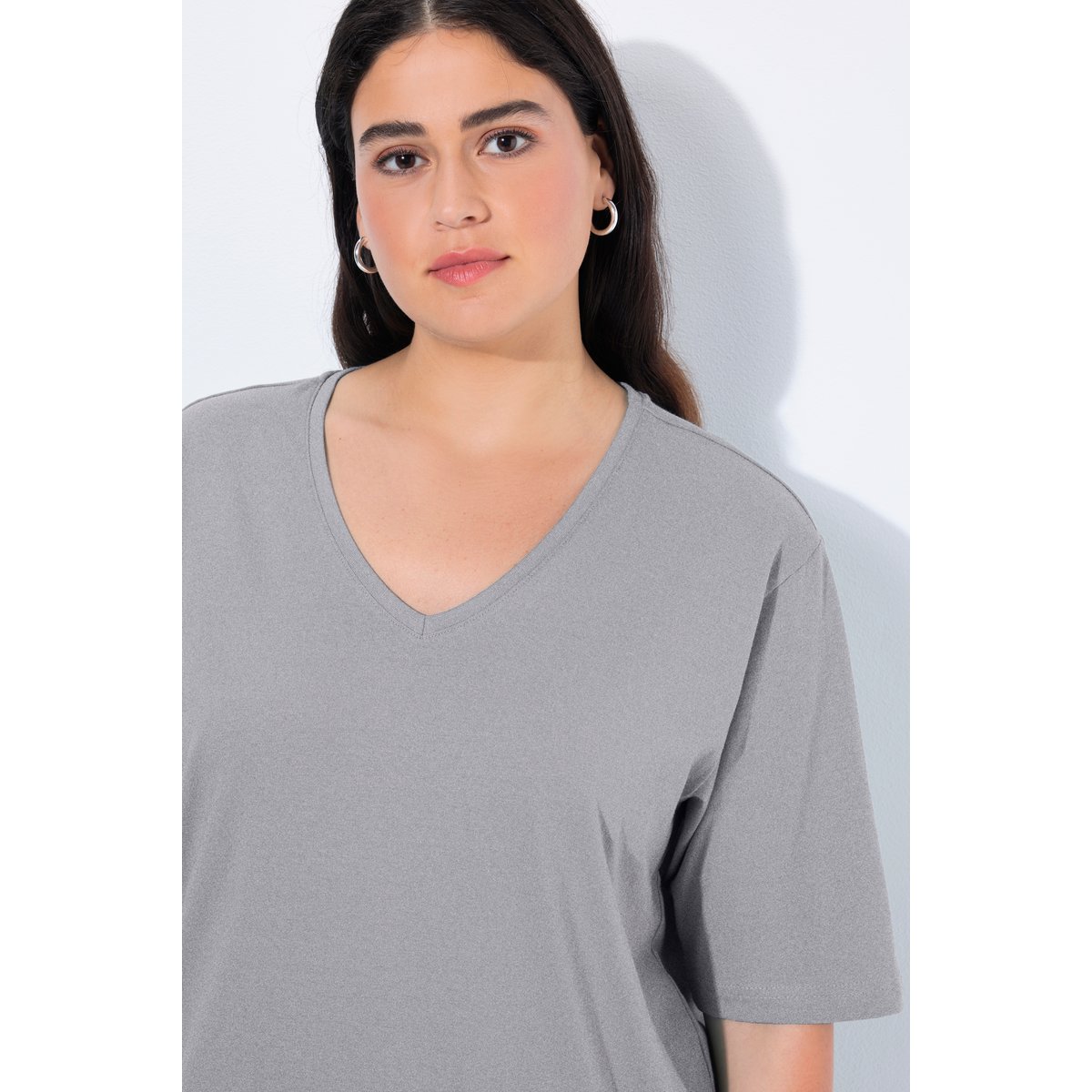 T-shirt à manches courtes et col V gris clair chiné, ULLA POPKEN