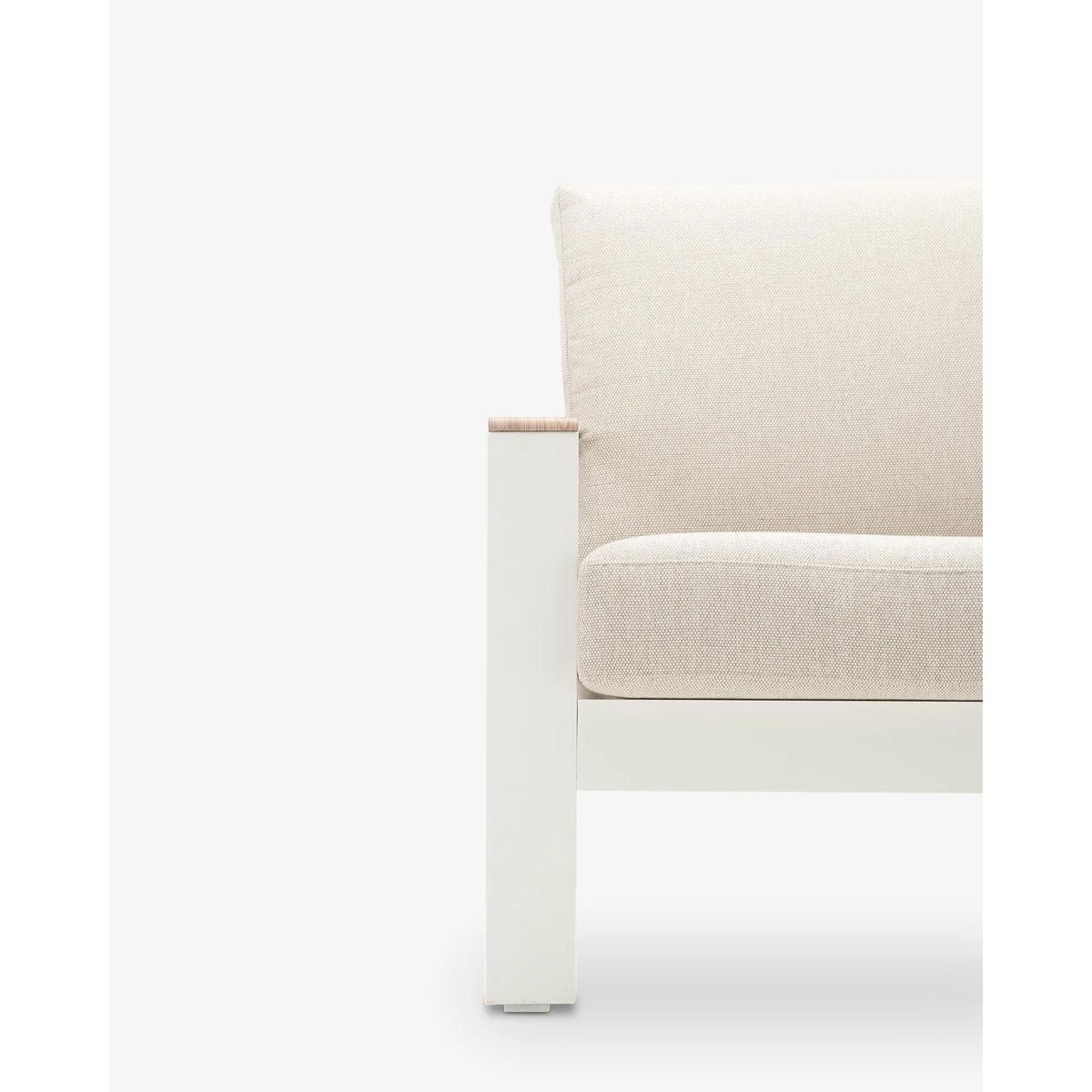 Salon de jardin 5 places avec pouf, MANHATTAN blanc, coussin beige, DEFORA HOME