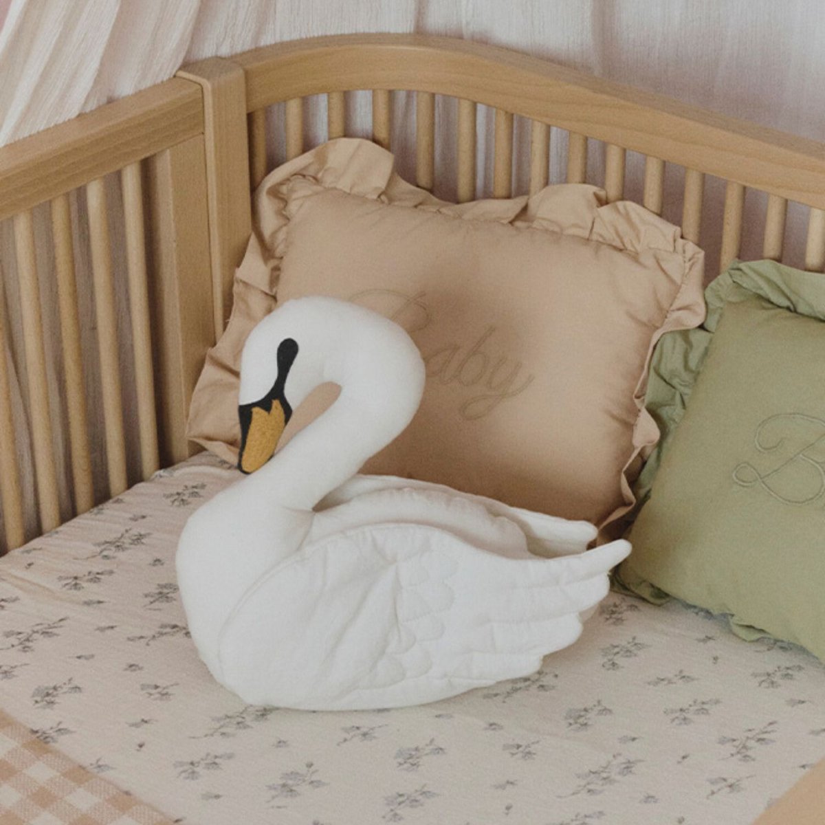 Coussin pour bébé SWAN LAKE rose, LORENA CANALS
