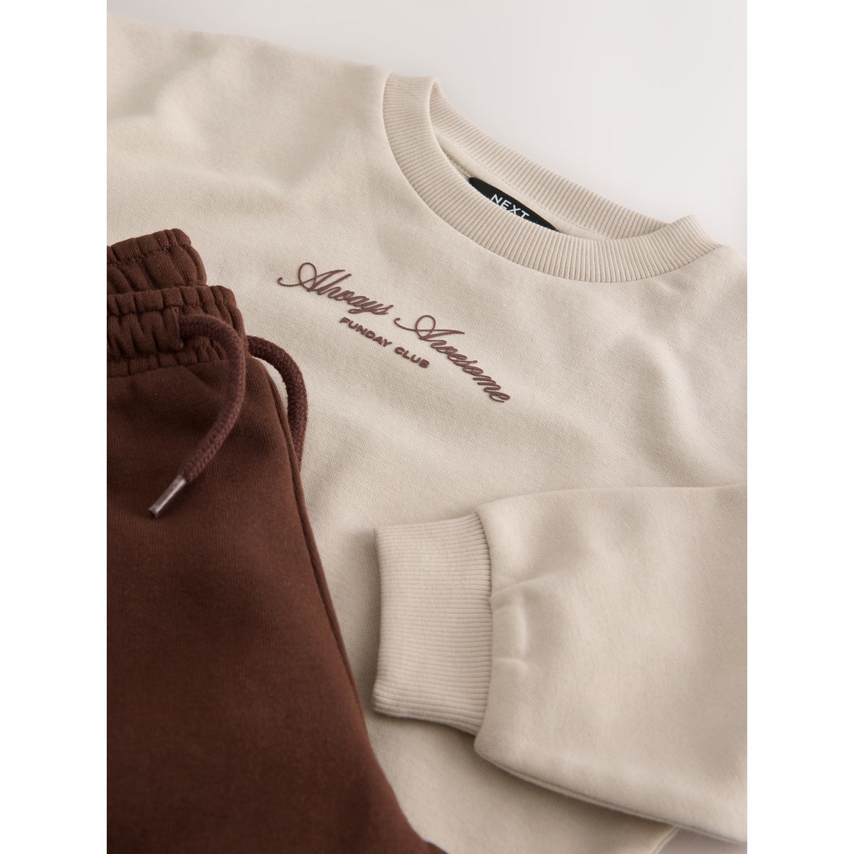 Sweat ras du cou et pantalon de jogging écru chiné, NEXT