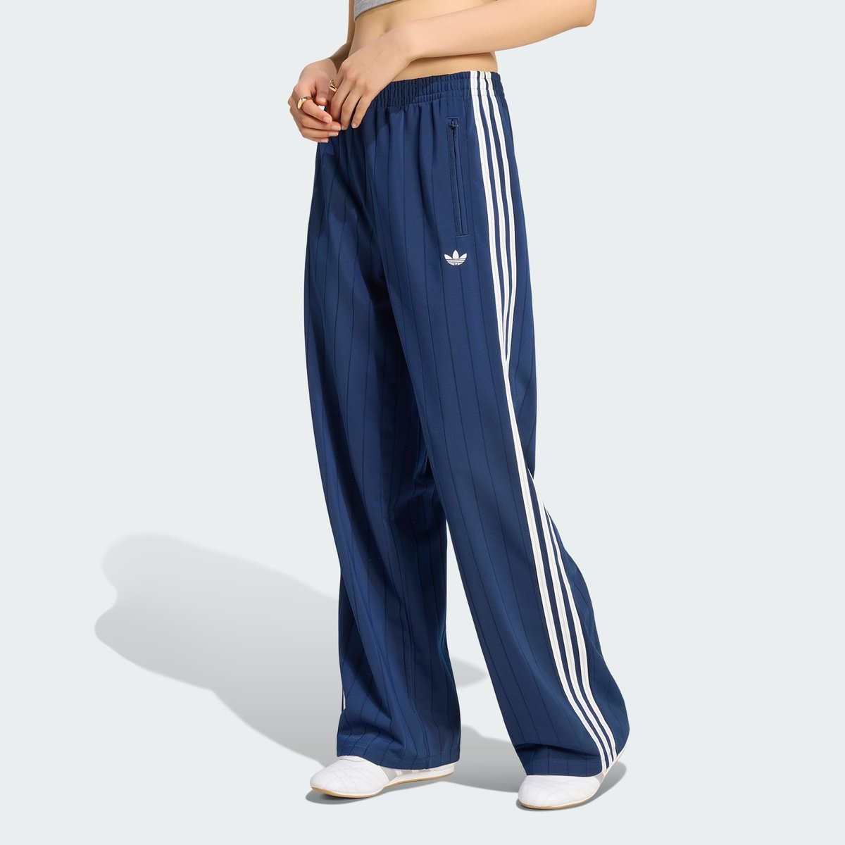 Pantalon De Survêtement Ample Fines Rayures Firebird Pantalon De Survêtement Ample Fines Rayures Firebird night indigo / white / grey two, adidas Originals