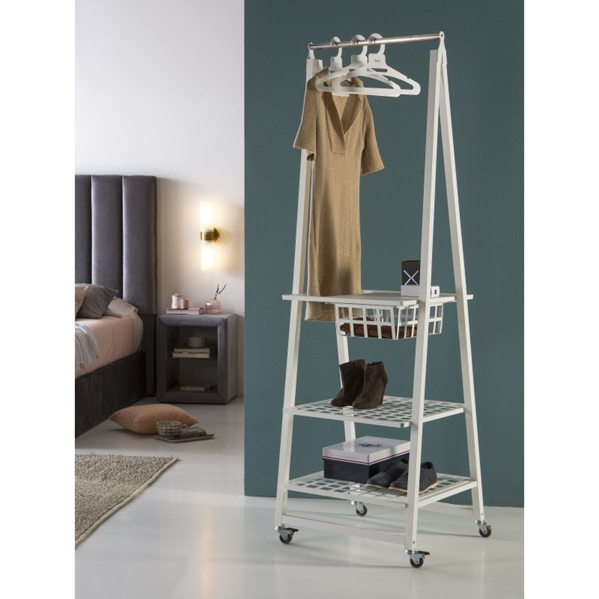 Portant à vêtements sur roulettes en métal, blanc, URBAN blanc, DON HIERRO