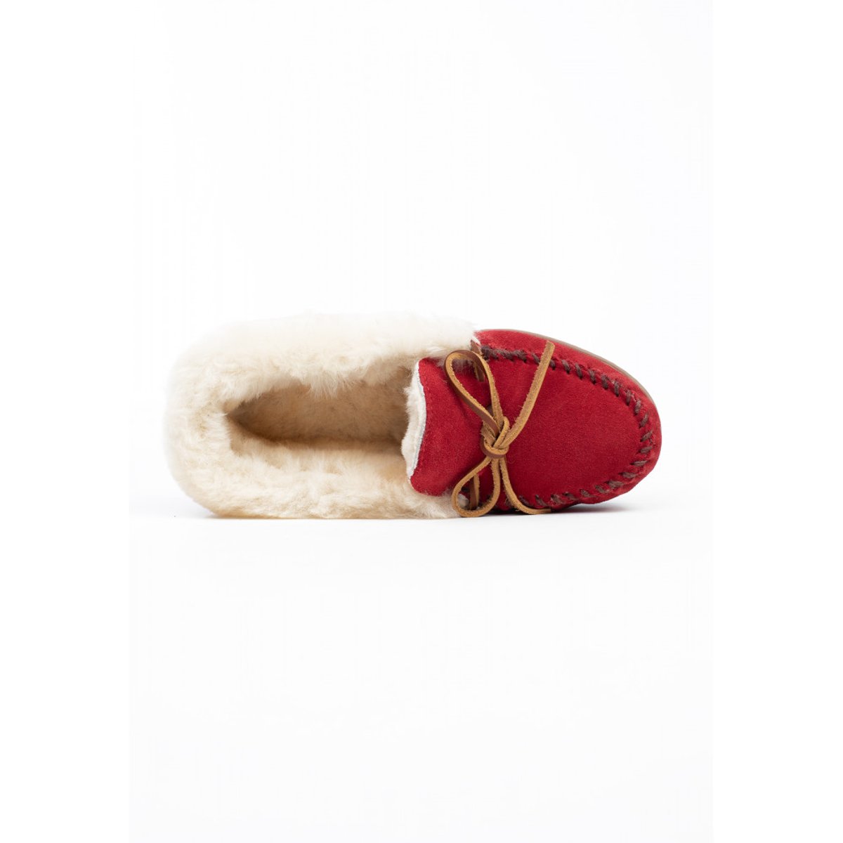 Mocassins montants en cuir suede et laine ALPINE SHEEPSKIN rouge, MINNETONKA