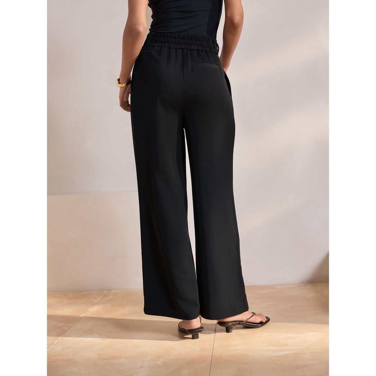 Pantalon large avec élastique au dos noir, NEXT