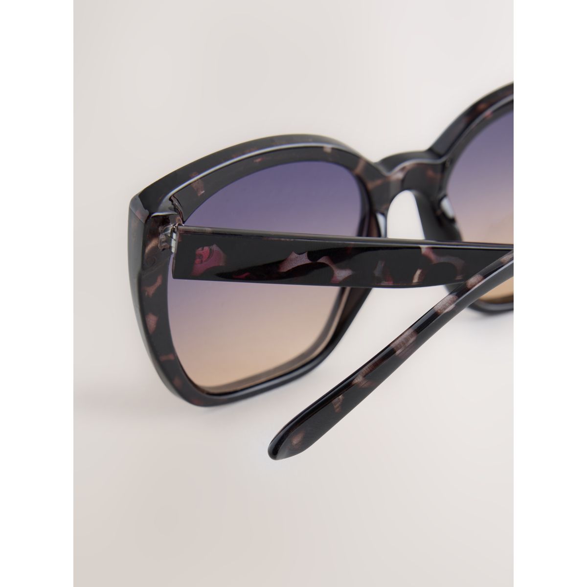 Lunettes de soleil carrées brun écaille de tortue, NEXT