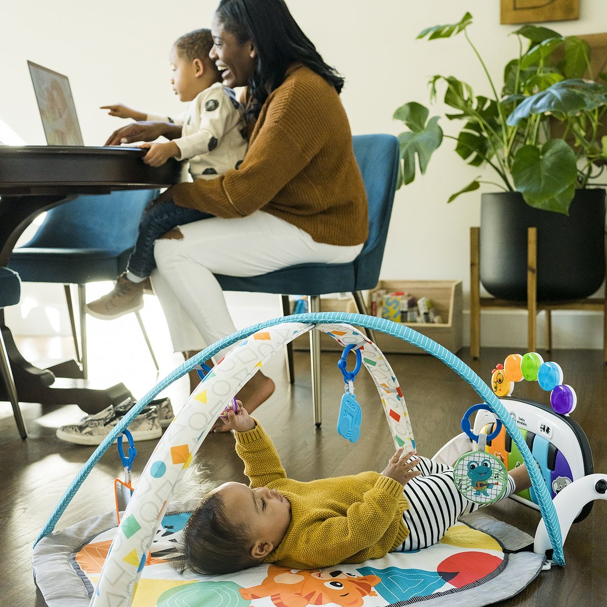 Tapis d'éveil multicolore, INGENUITY