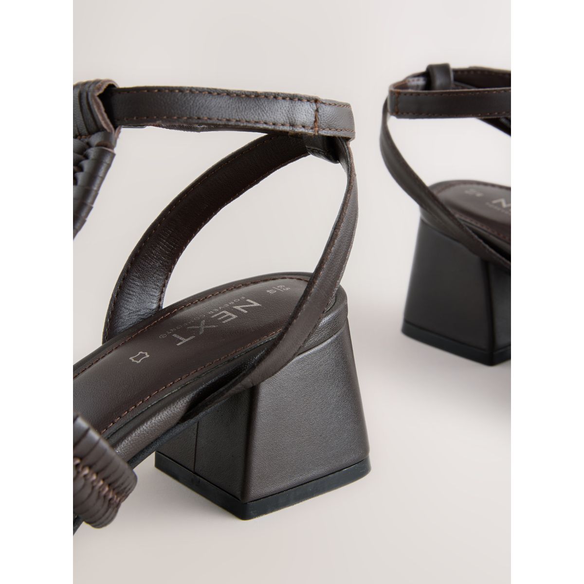 Sandales cuir talon carré forever comfort® marron chocolat, NEXT