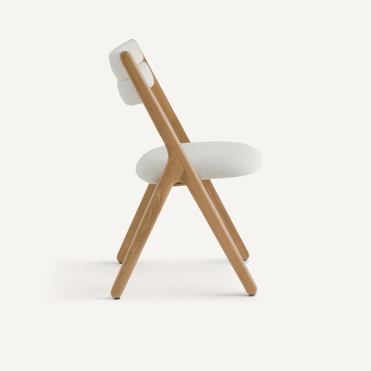 Chaise en chêne massif et tissu, CAMMINATA chêne, AM.PM X EMMANUEL GALLINA