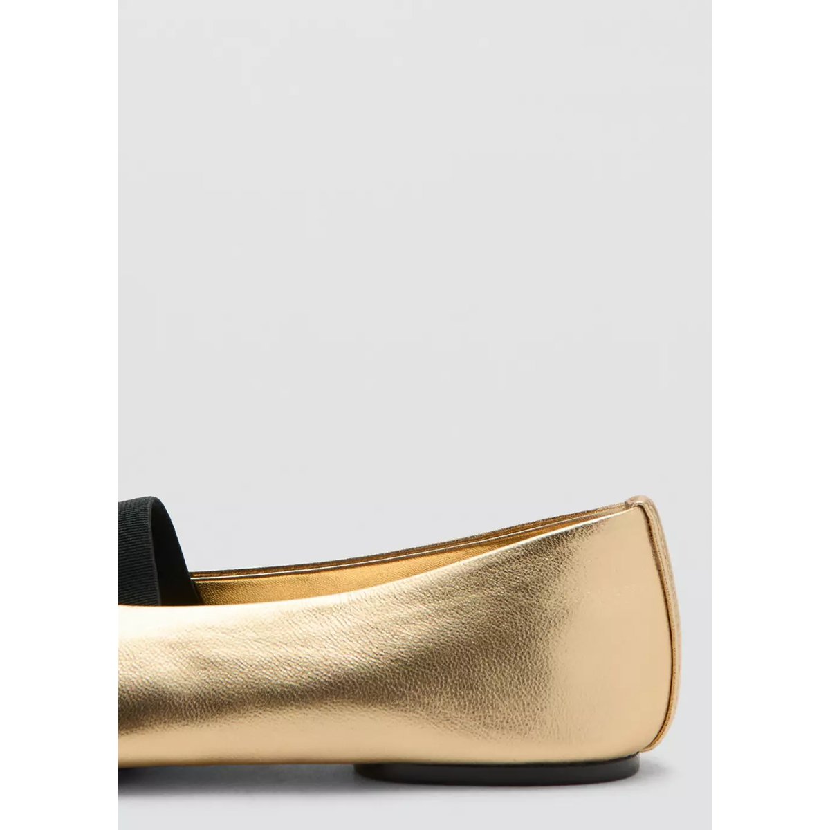 Chaussures cuir bride or, MANGO