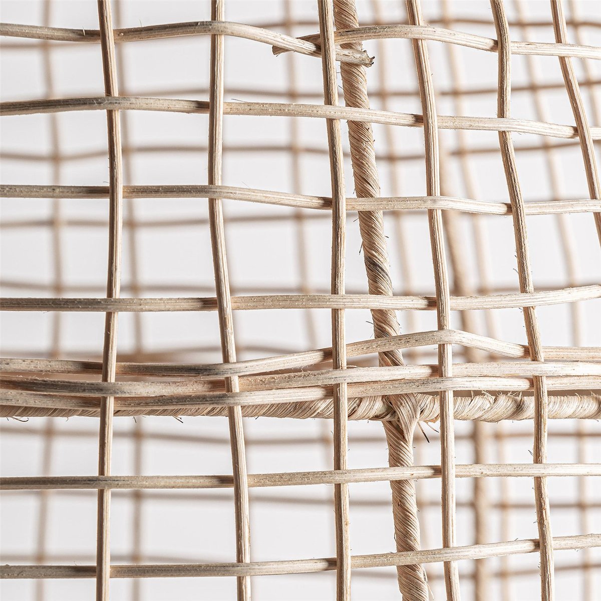 Sculpture ethnique en bois de suar marron vieilli bois naturel, RECOLLECTION