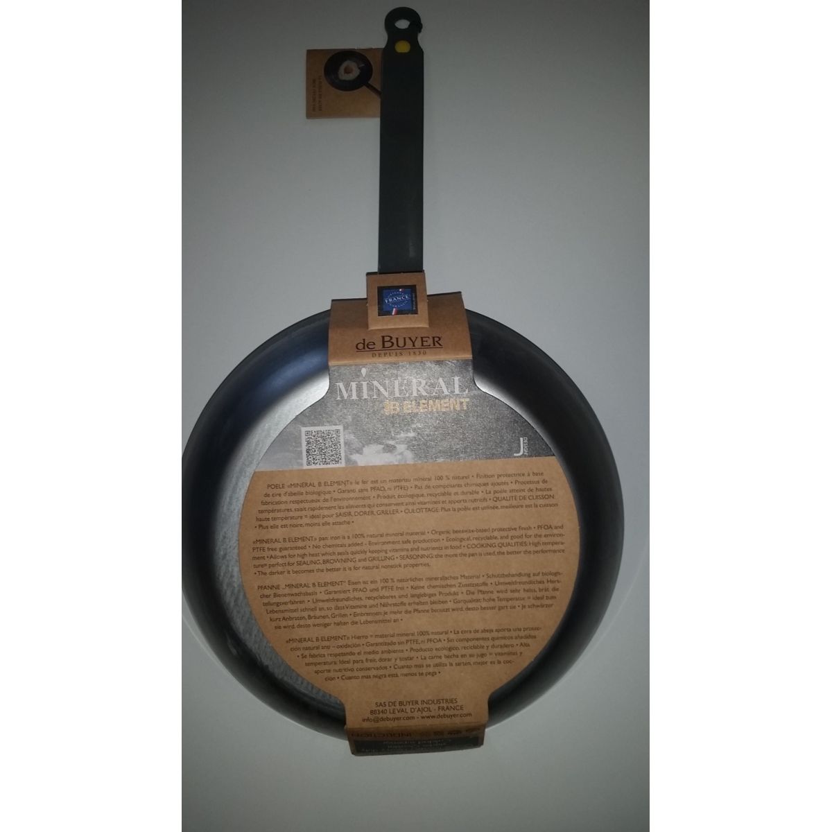 Sauteuse paysanne mineral b element 28cm argent, DE BUYER