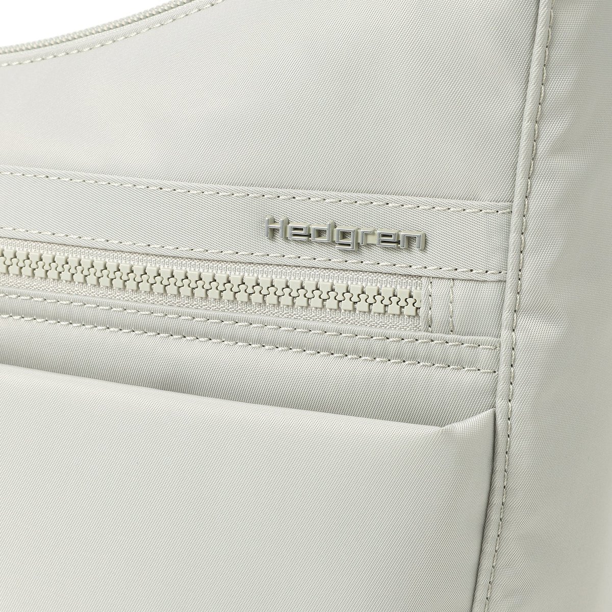 Sac bandoulière format A4 RFID pussywillow grey, HEDGREN