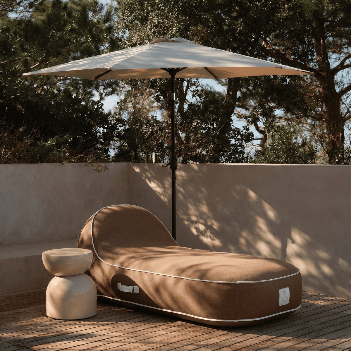 Transat gonflable palma en olefin couleur vert d'eau 170x85x27 cm chocolat, COCO LOUNGE