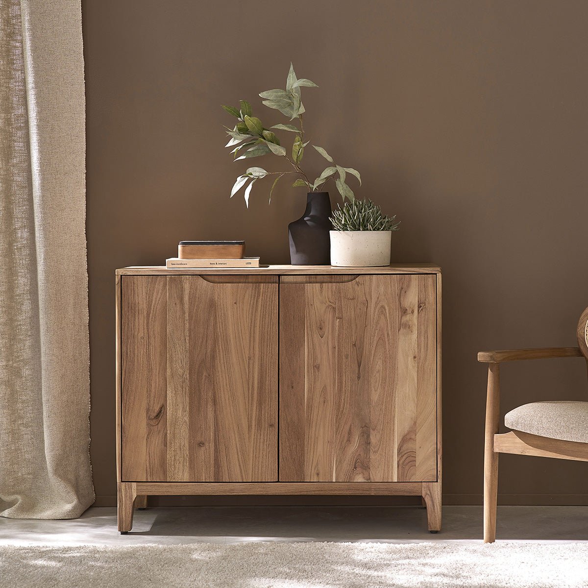 Buffet 2 portes en acacia massif 100 cm SAMSO couleur unique, BERAH GETAH