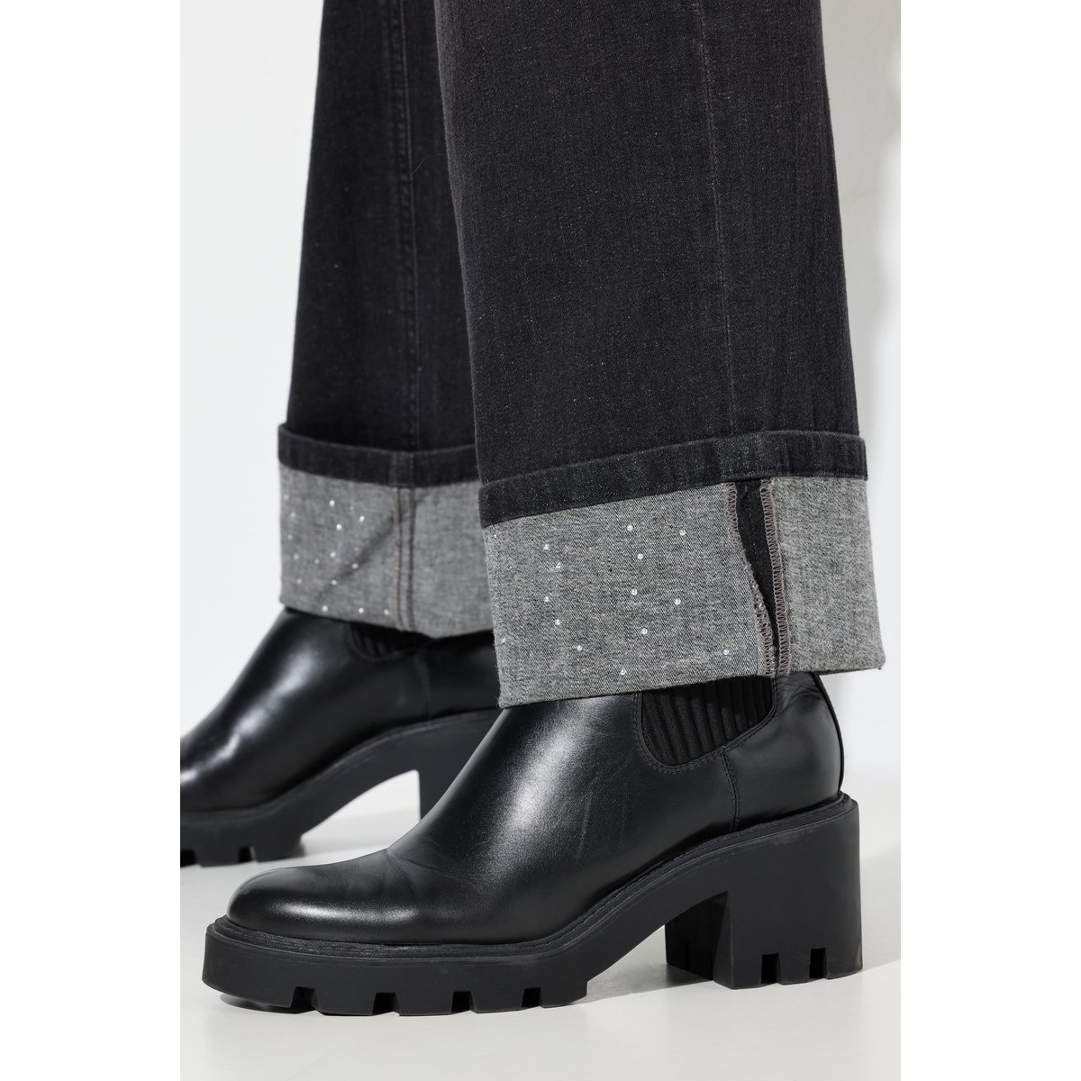 Jean Mandy avec petites pierres fantaisie noir, ULLA POPKEN