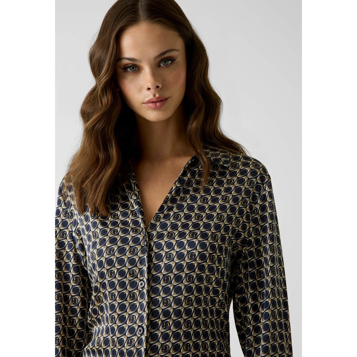 Chemise En Satin noir multi, GUESS