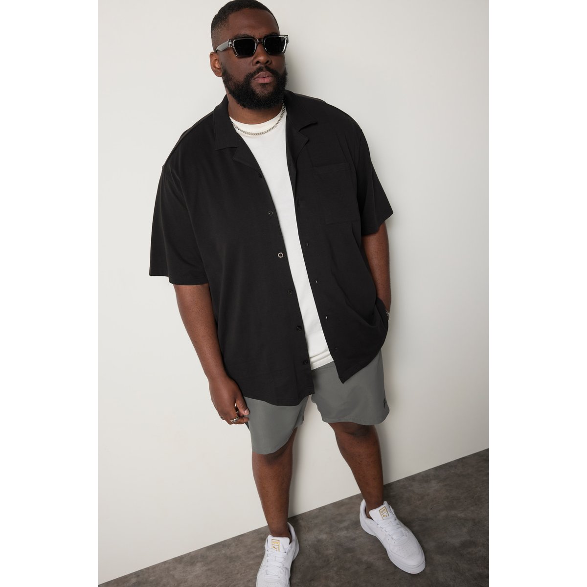 Chemise en jersey noir, STHUGE