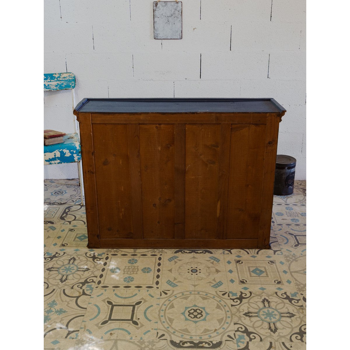 Vitrine en bois bleu foncé Victoria N°230 - Bon état bleu foncé, DEBONGOUT