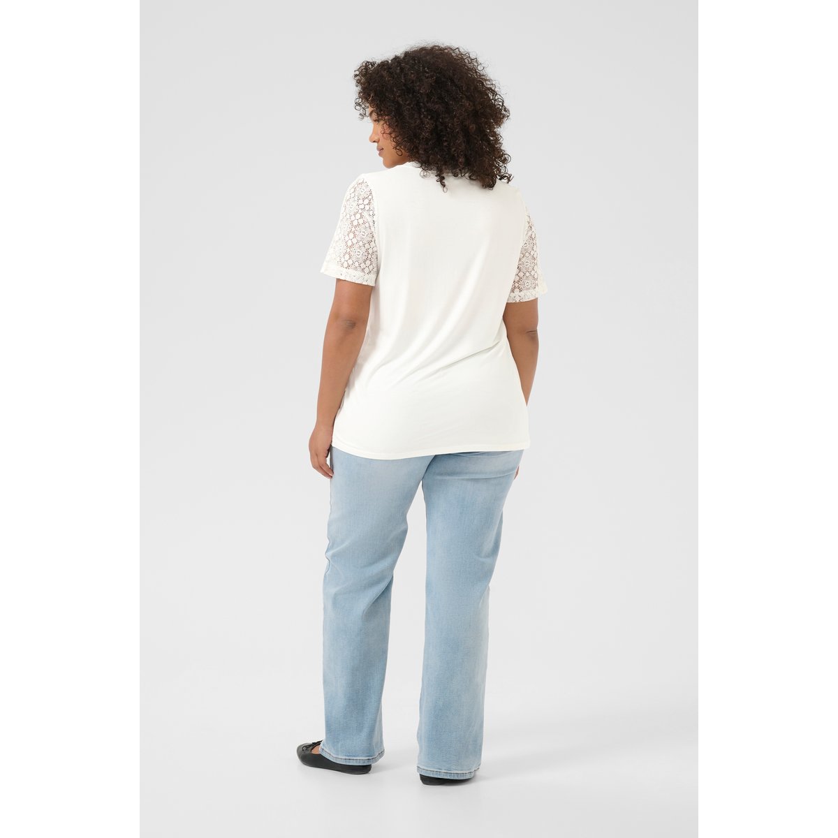 T-shirt blanc chalk, KAFFE CURVE