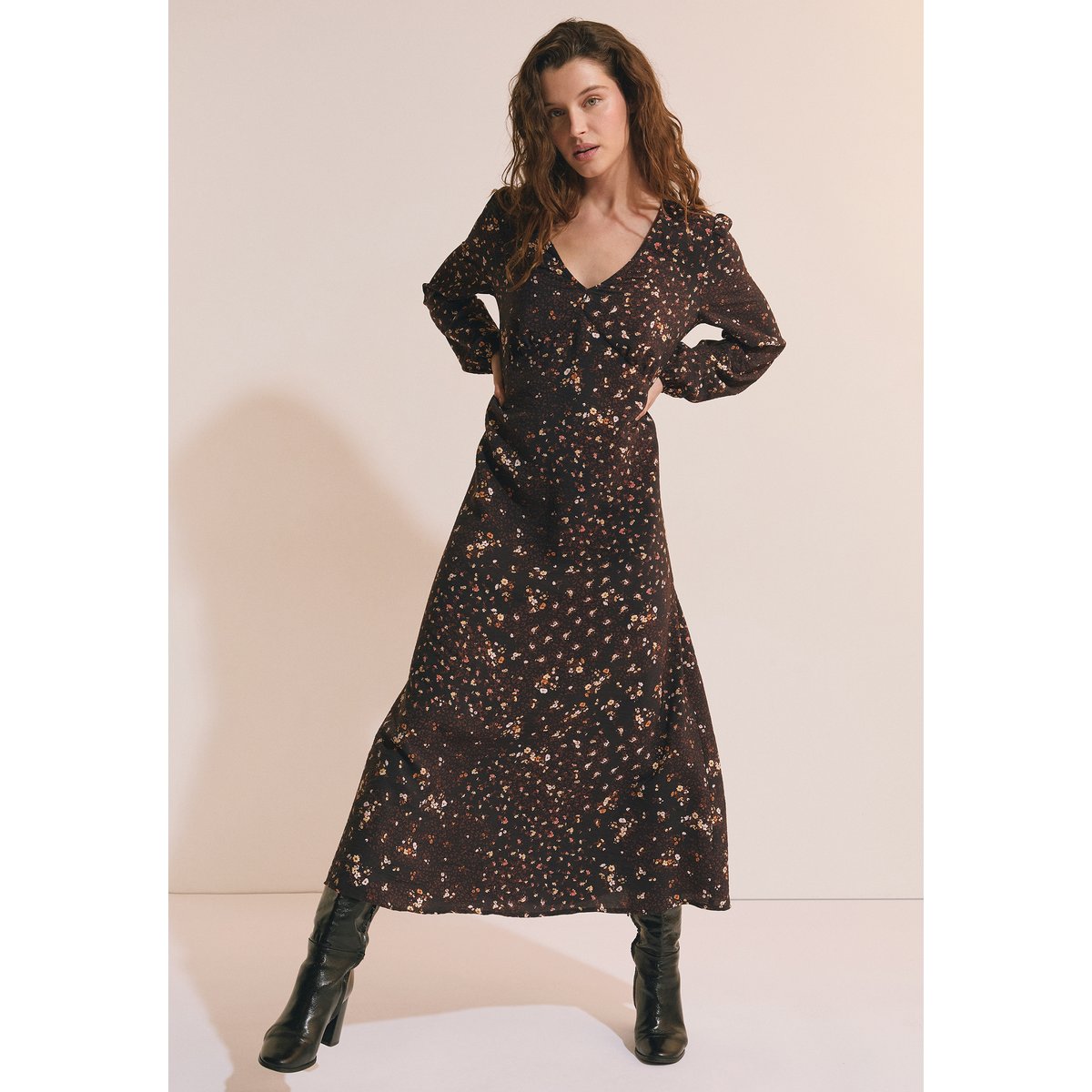 Robe longue à motif fleuri A JONAS IMP imp fd marron, ETAM